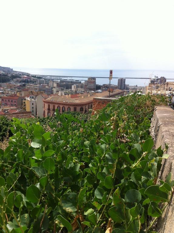 Little Cagliari Lägenhet Exteriör bild